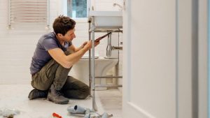 How to Request Repairs From Your Landlord in Writing